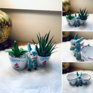 🦋2/$10 3/$15 4/$18 5/$20 Vintage Donkey Planter